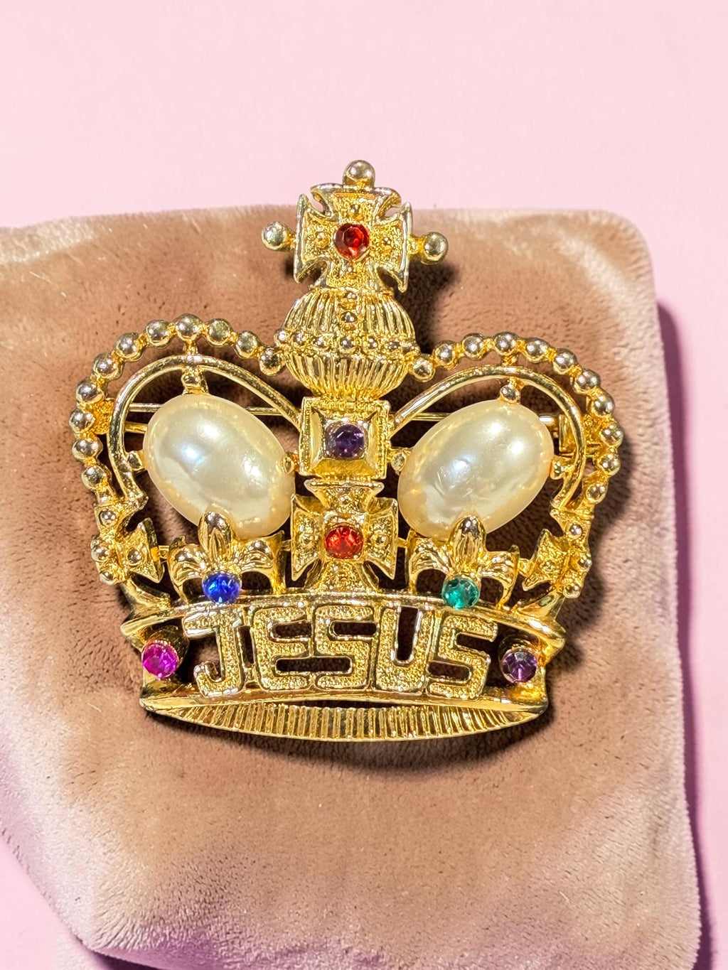 "KING ME" CROWN BROOCH