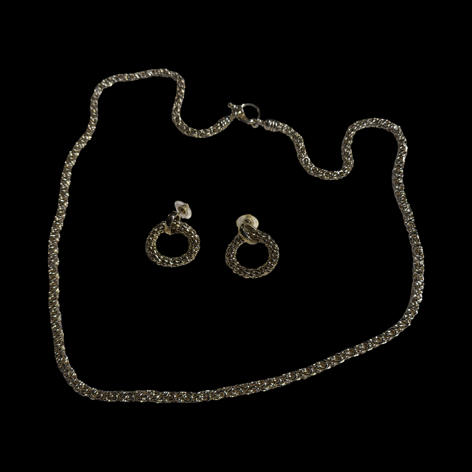 GOLD TONE WOVEN NECKLACE AND EARRINGS