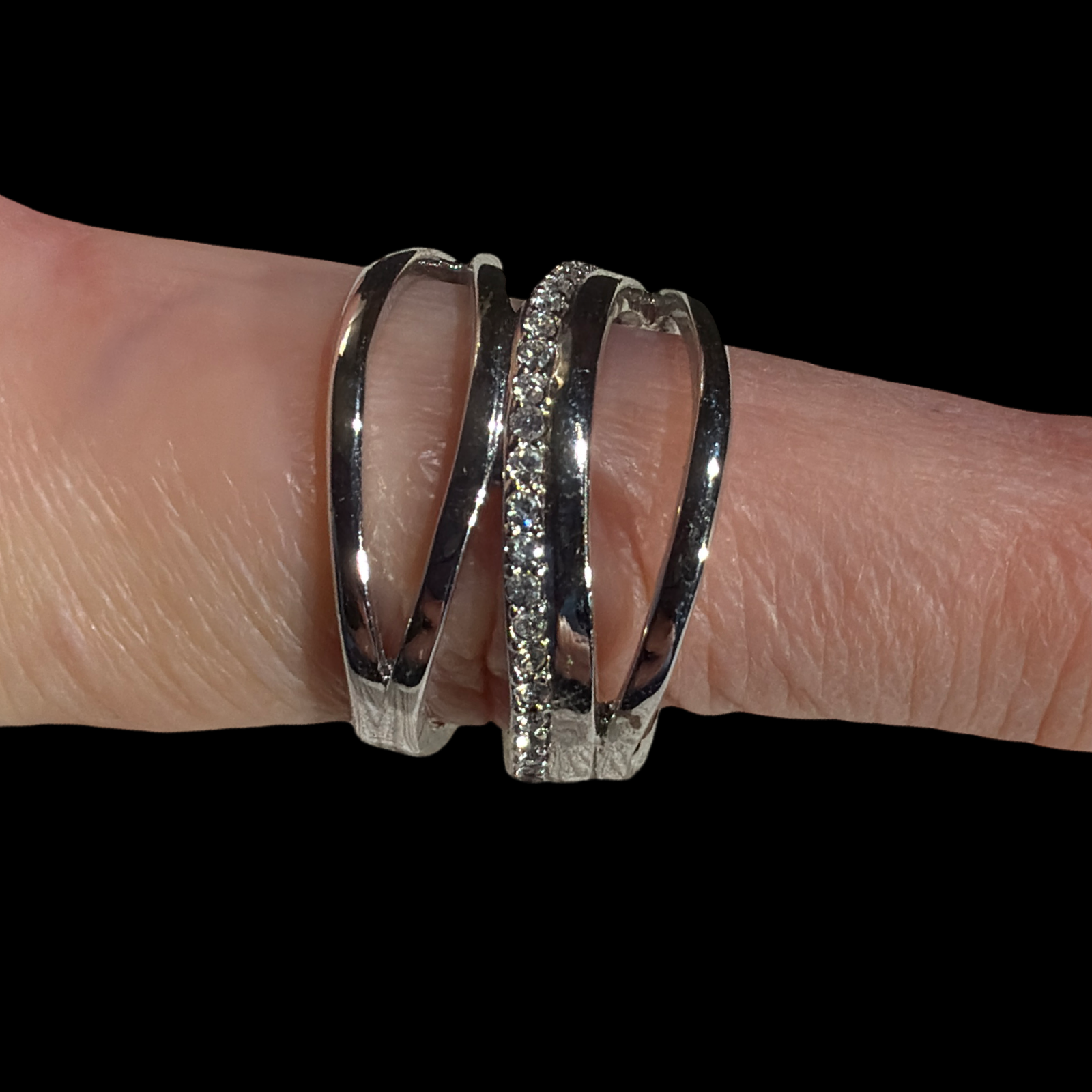 KIAM FAMILY MULTI-STRAND RING