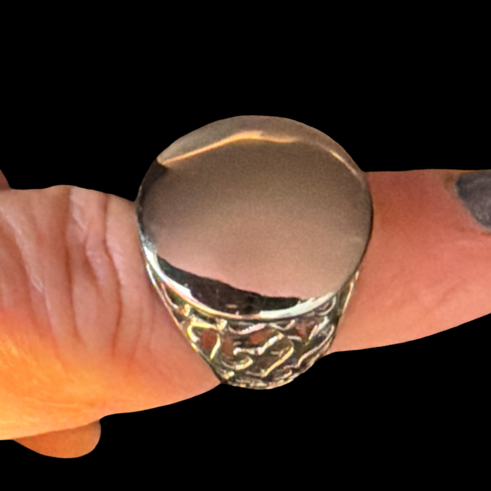 SILVER BUTTON TOP RING