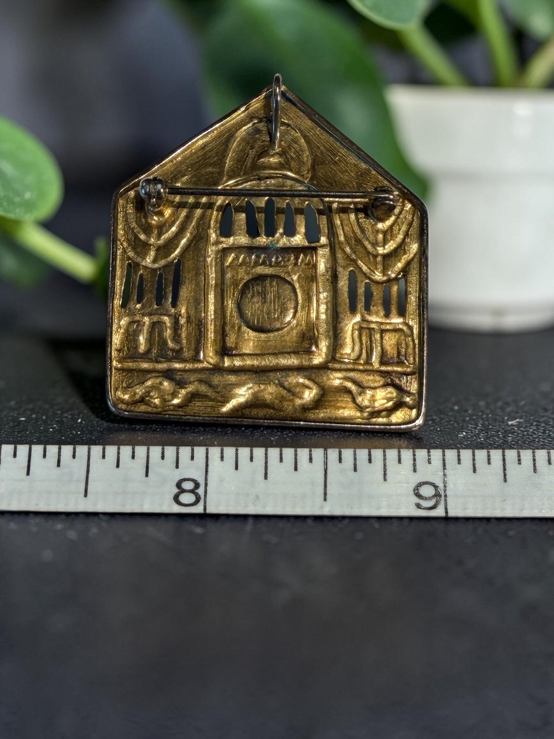 METRO MUSEUM OF ARTS JERUSALEM TEMPLE BROOCH