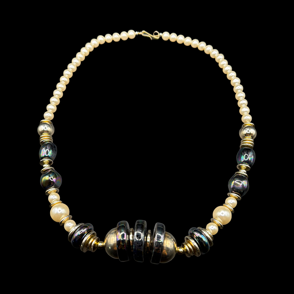BLACK AB AND PEARL NECKLACE