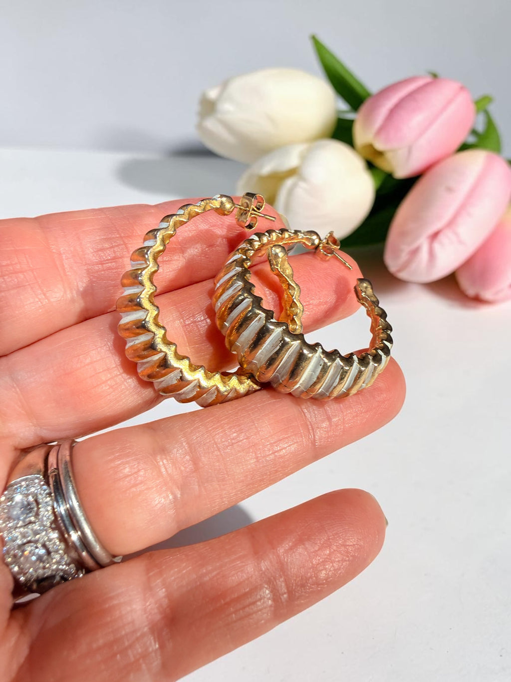 VINTAGE GOLD AND WHITE EARRINGS