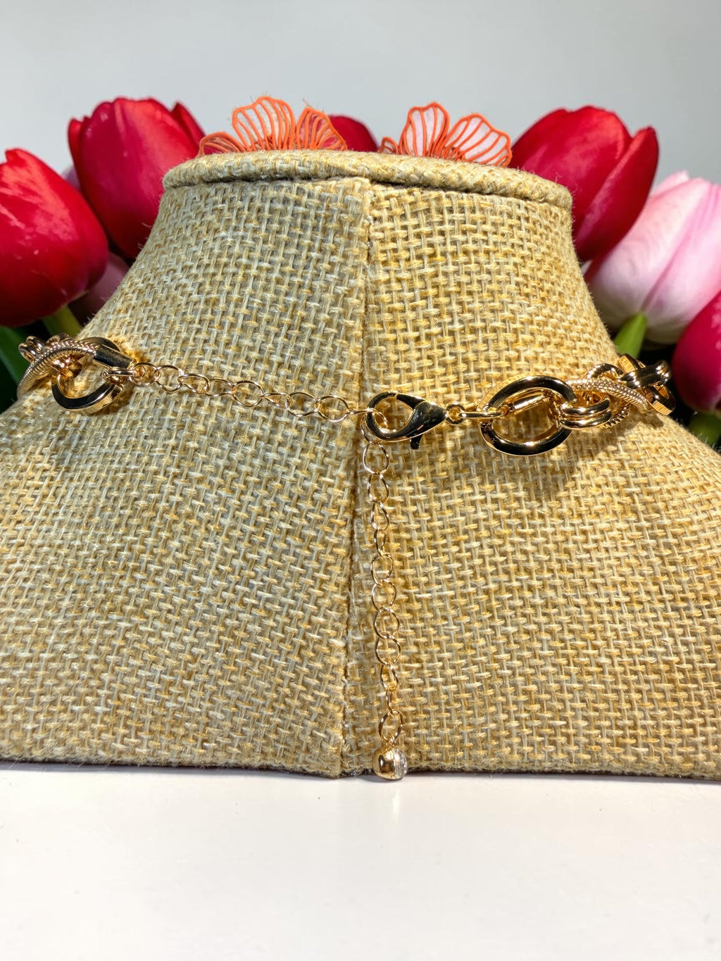 CORAL FLORAL NECKLACE AND MATCHING EARRINGS