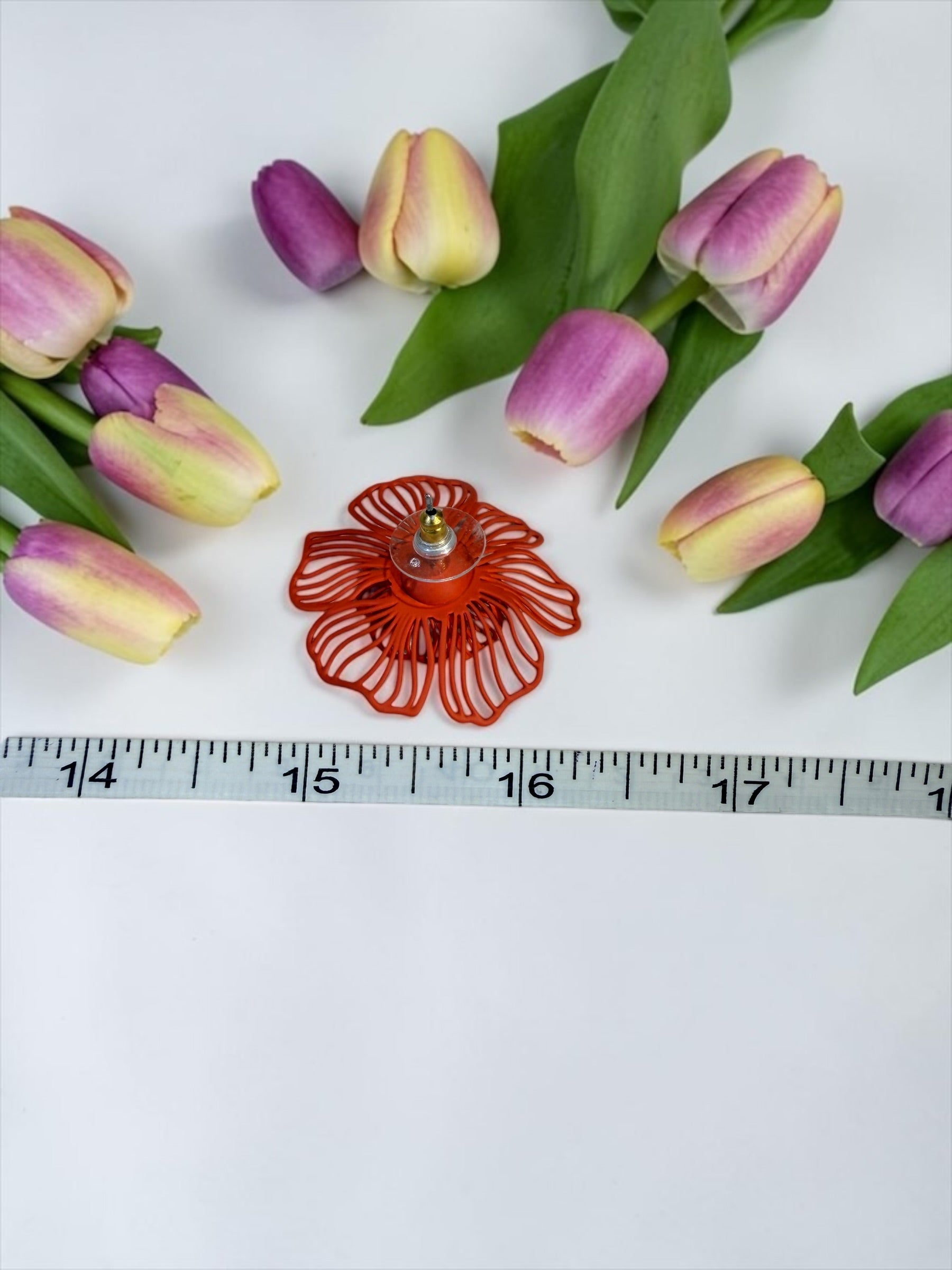 CORAL FLORAL NECKLACE AND MATCHING EARRINGS