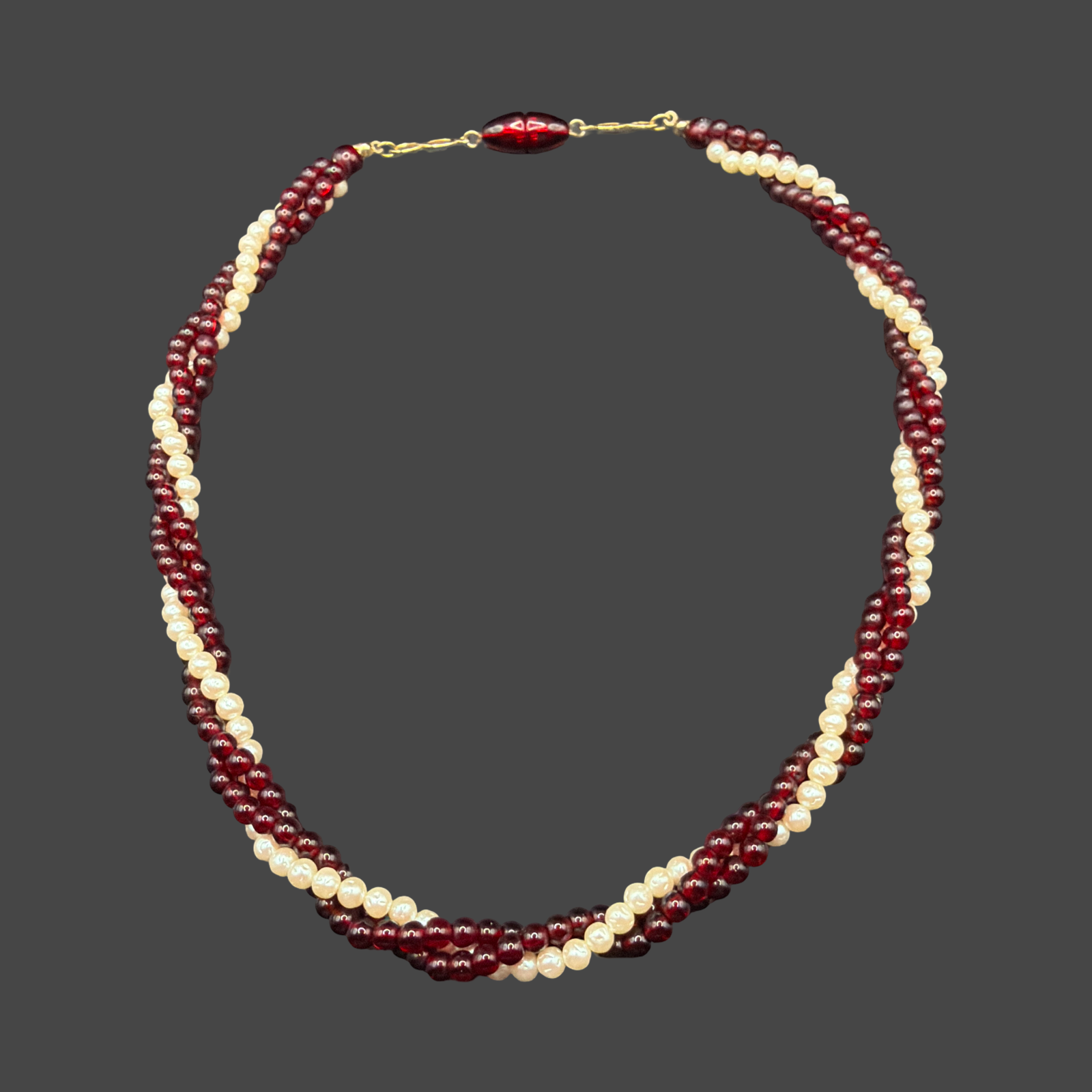AVON OPULENT TORSADE TWIST NECKLACE