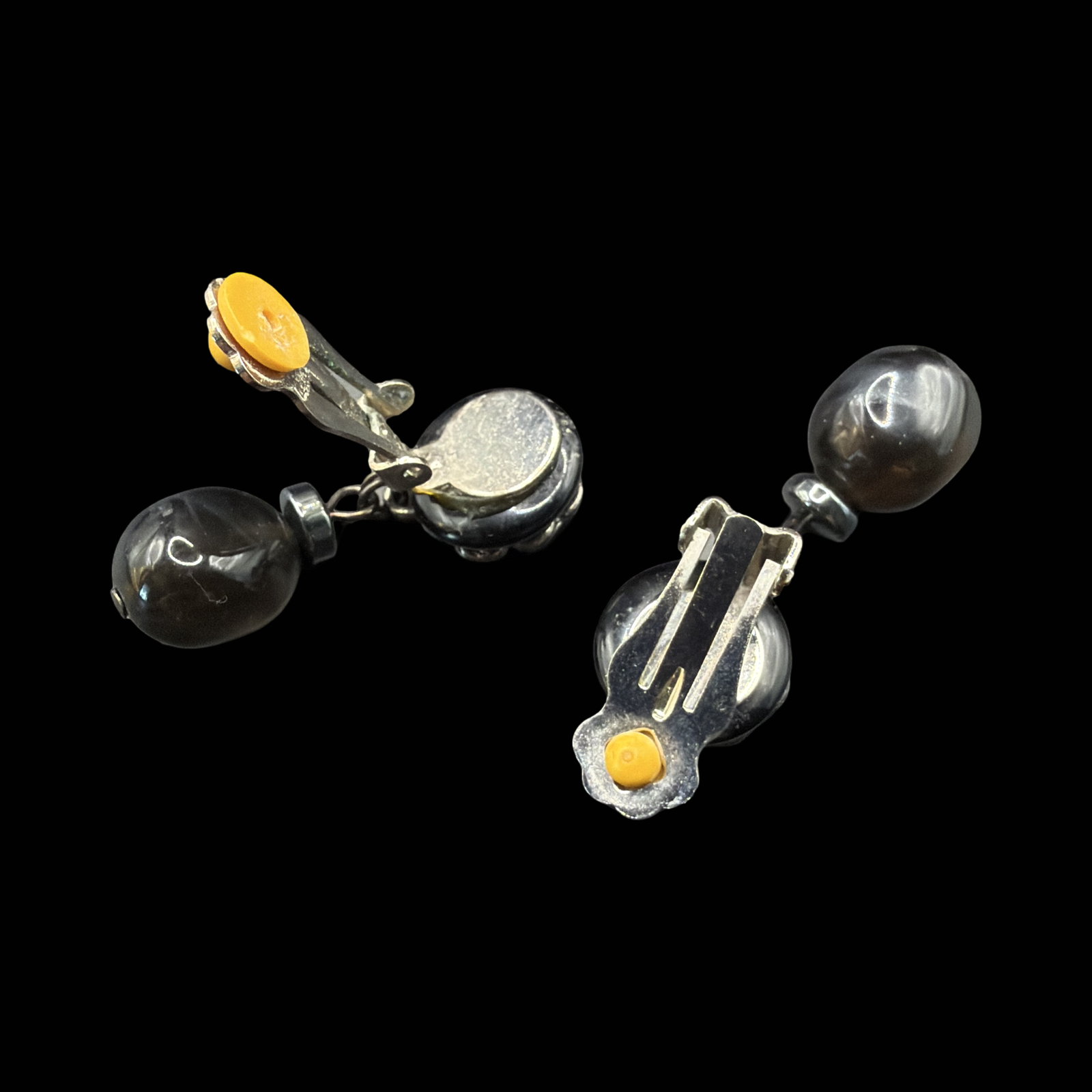 BLACK STONE EARRINGS