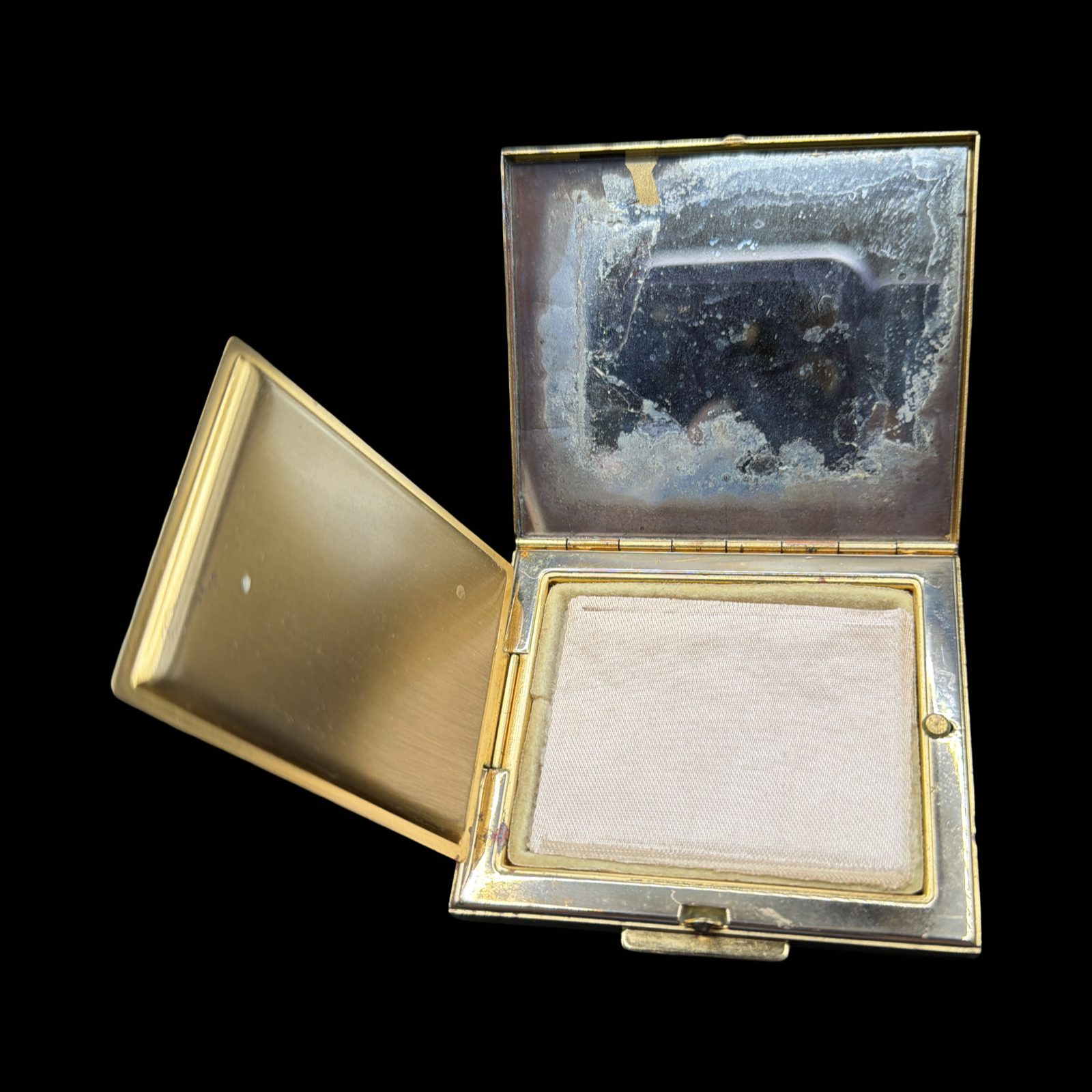 VINTAGE RHINESTONE AND FAUX PEARL COMPACT