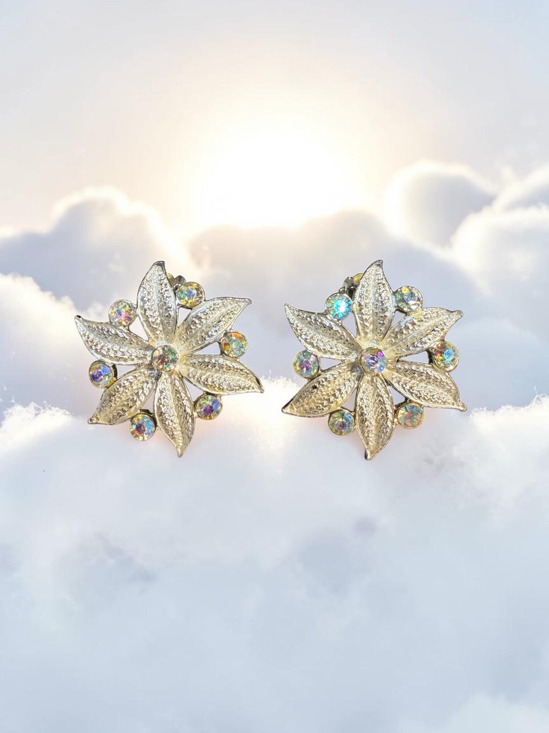 SILVER AB FLORAL EARRINGS