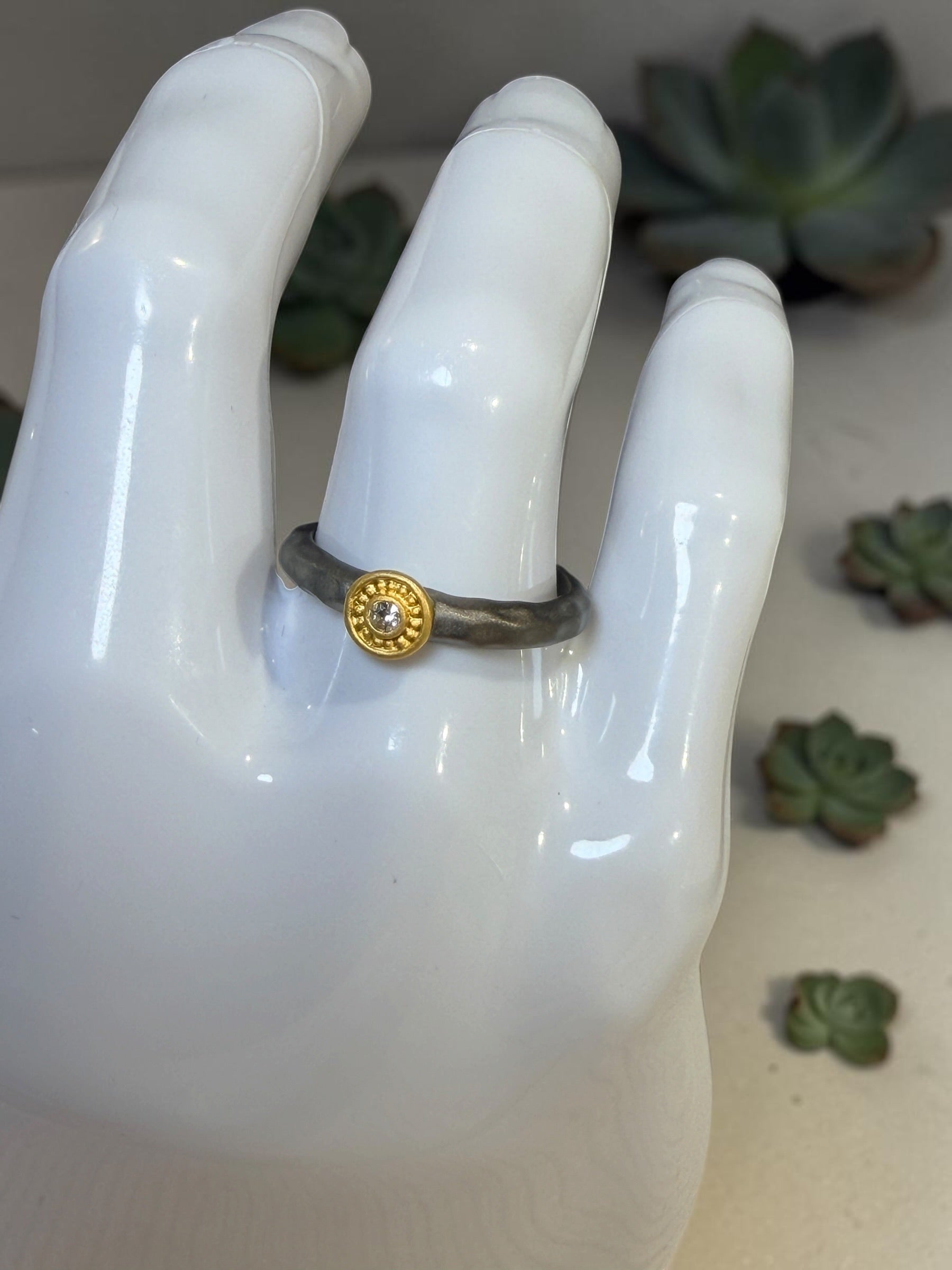 BRUSHED SILVER RING WITH RHINESTONE CENTER