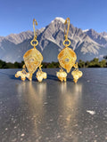 GOLD EARRINGS WITH PEARLS AND RHINESTONES