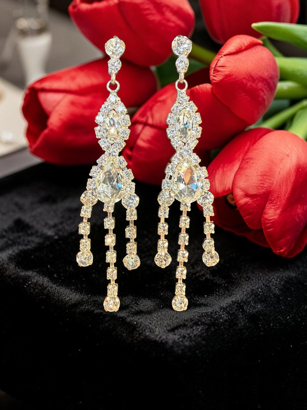 CHANDELIER RHINESTONE EARRINGS