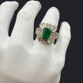 COSTUME GREEN GLASS RING