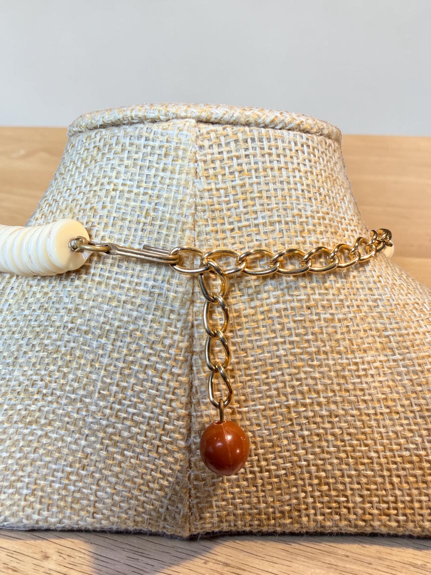VINTAGE NECKLACE
