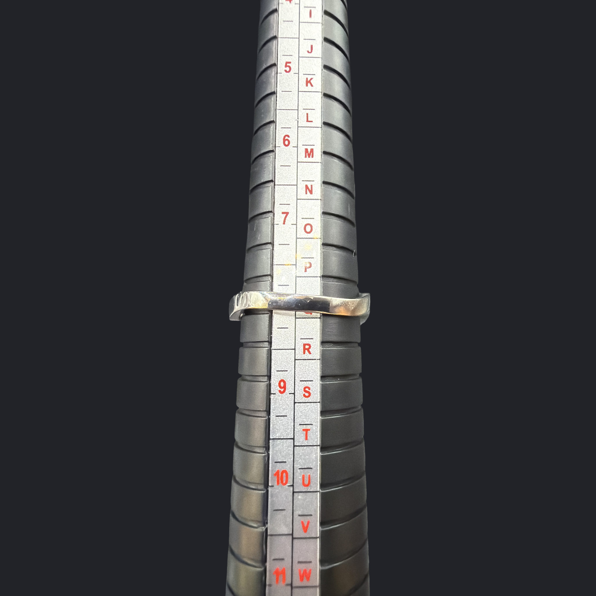 DON'T BE BLUE COSTUME RING