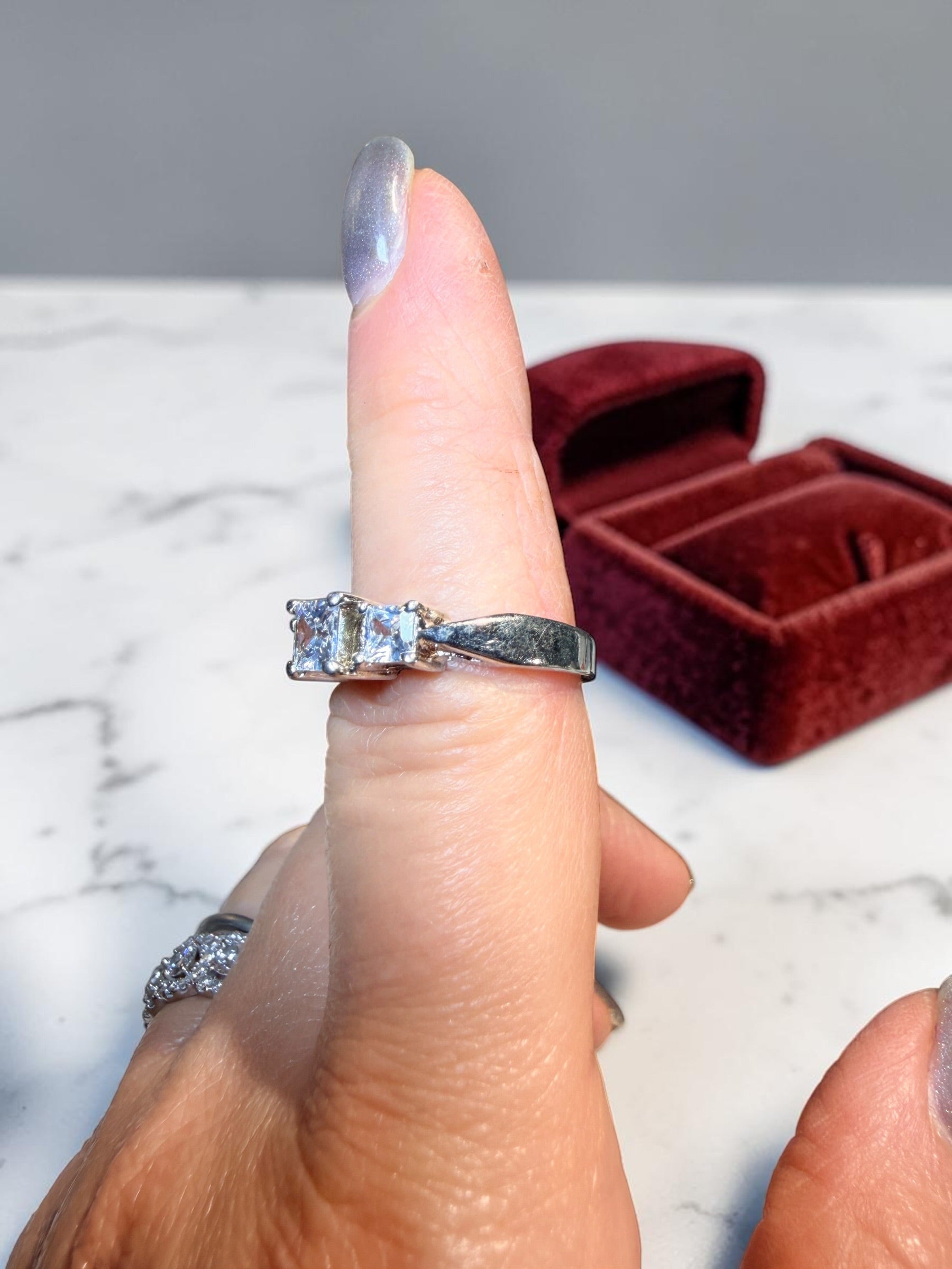 CLEAR RHINESTONE RING