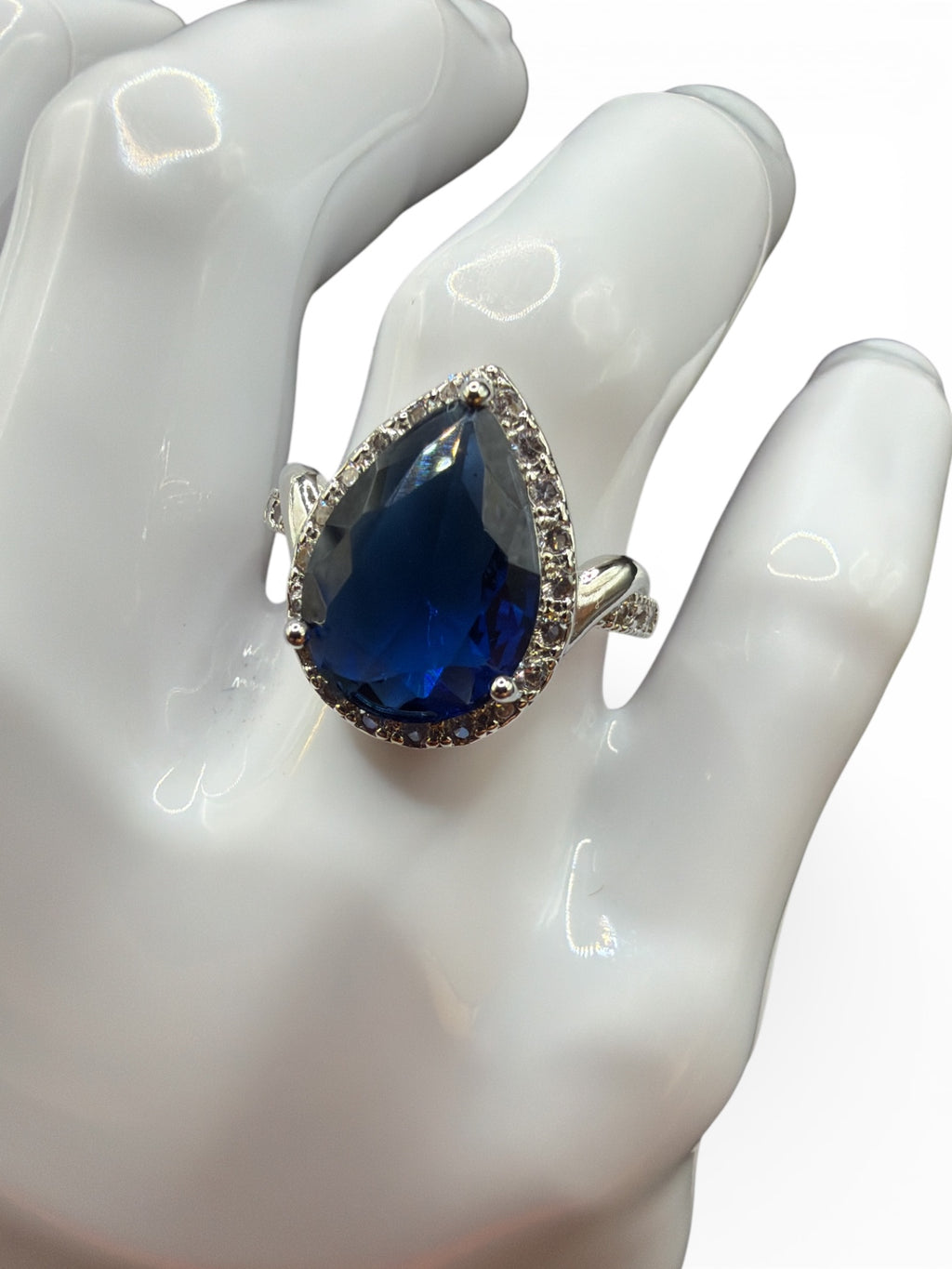 BLUE EYES CRYING IN THE  RAIN  RING