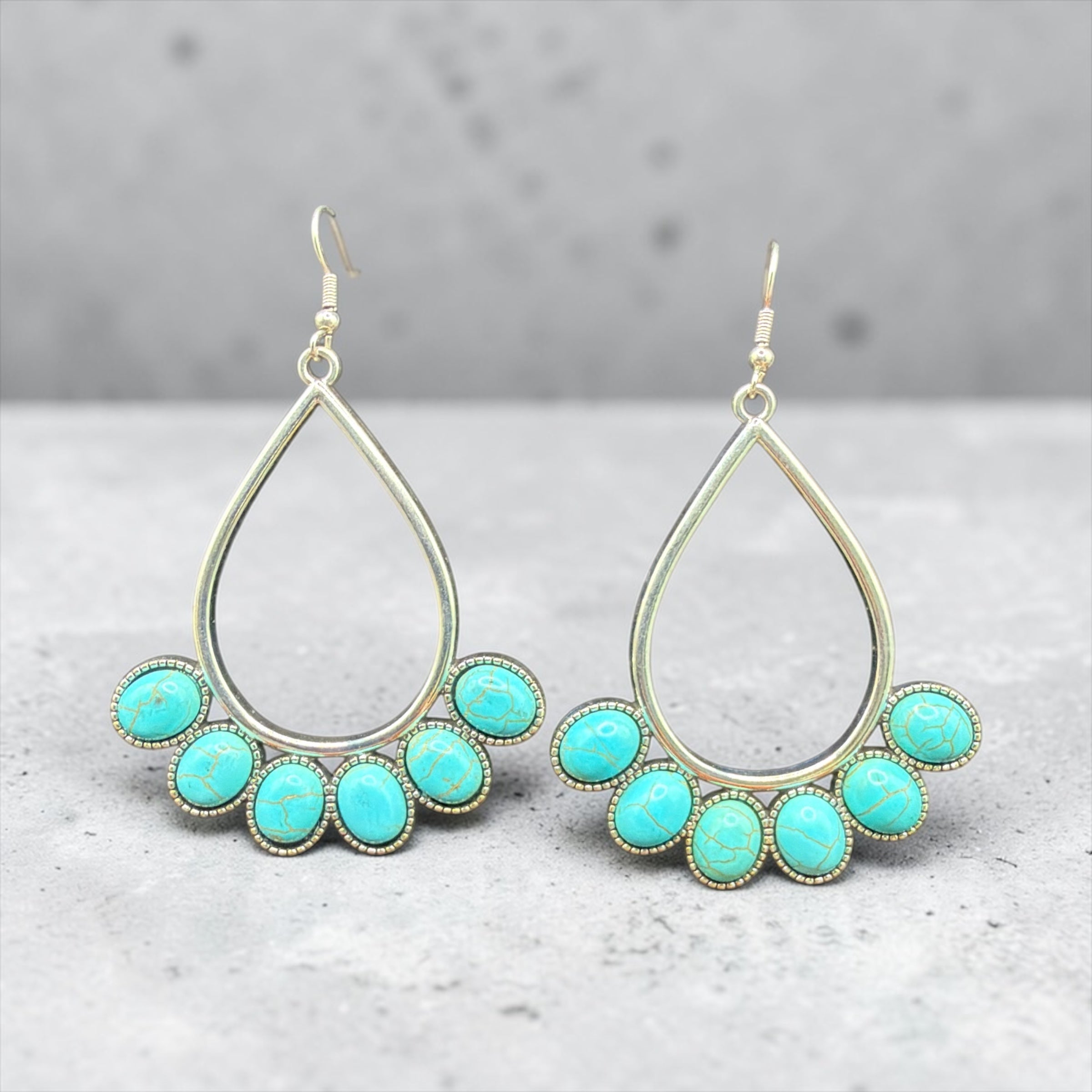 TEAR DROP SHAPED EARRINGS