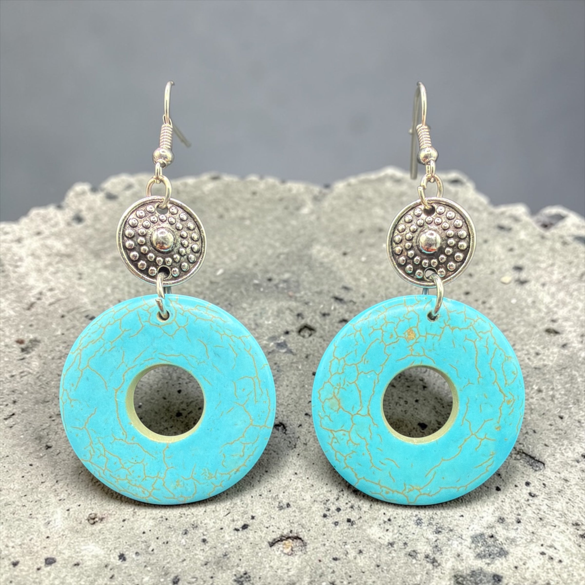 STONE CIRCLE EARRINGS