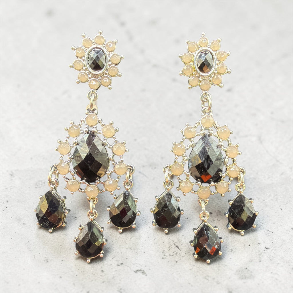 BLACK DANGLE EARRINGS