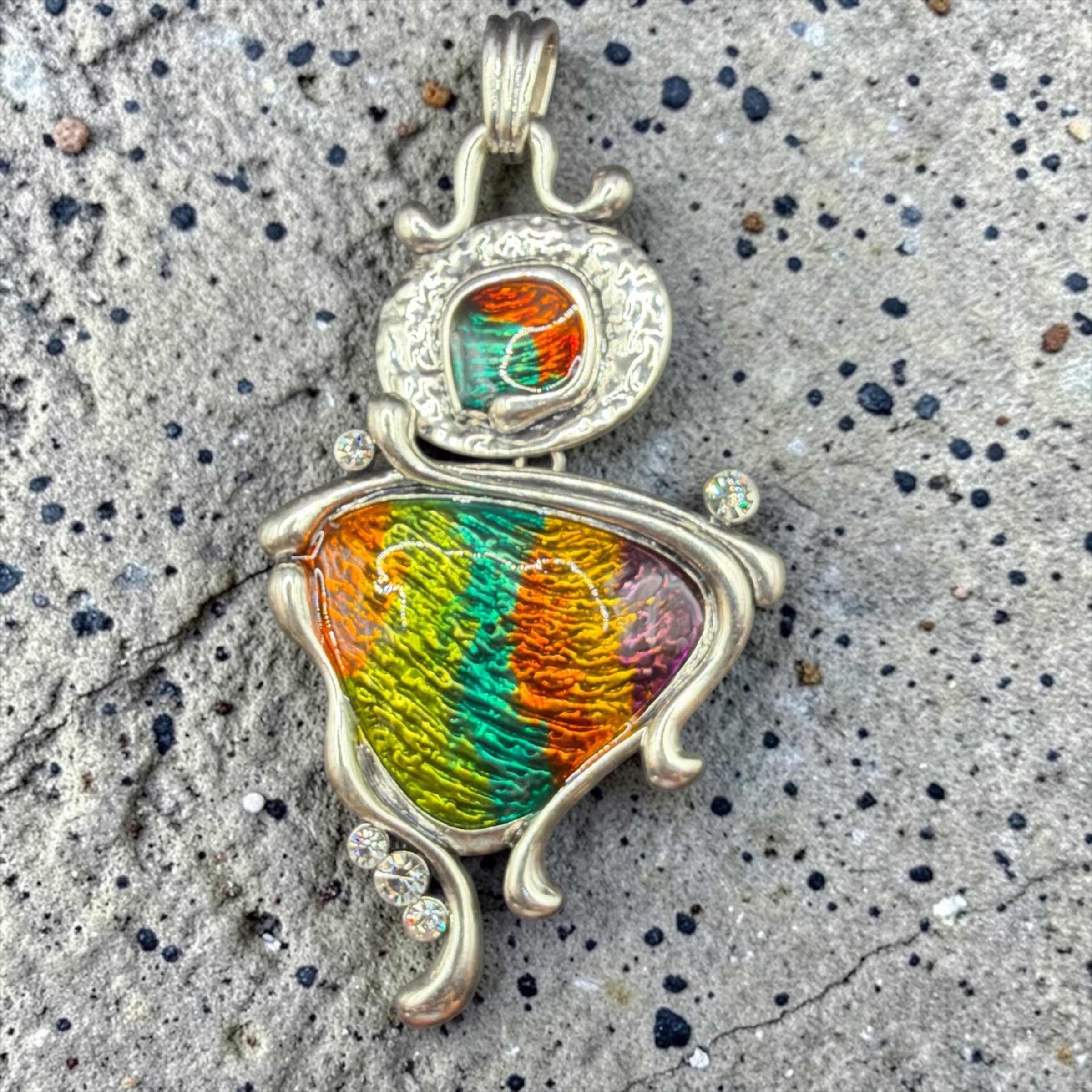 RAINBOW PENDANT