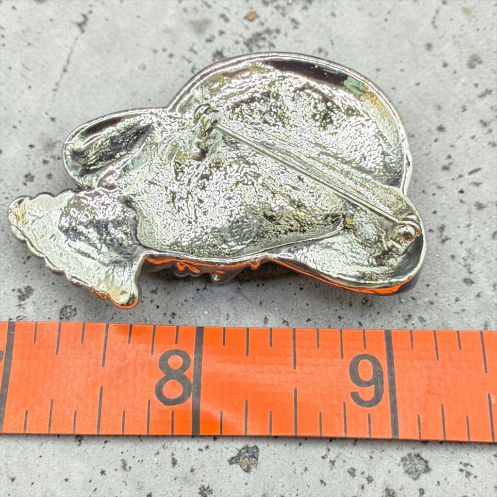 BEAUTIFUL LADY. BROOCH