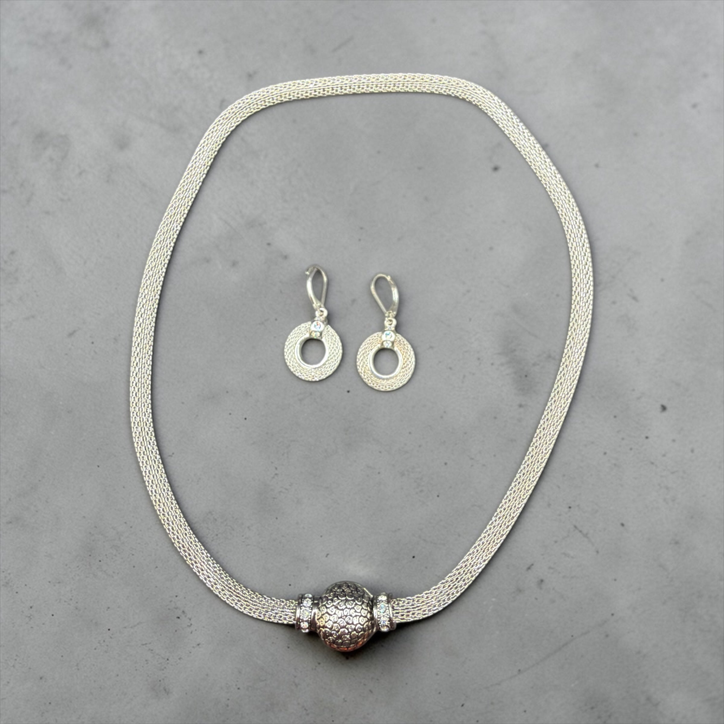 ROPE NECKLACE AND MATCHING EARRINGS SET