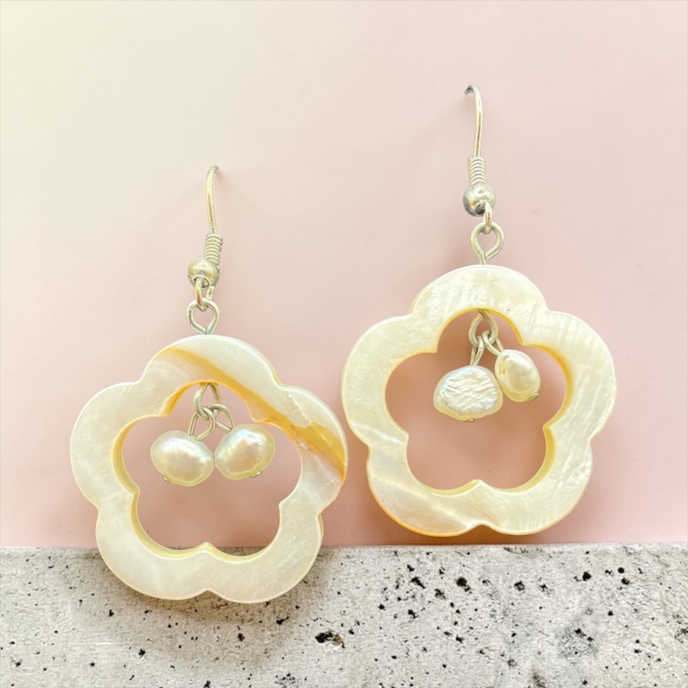 REAL SHELL EARRINGS