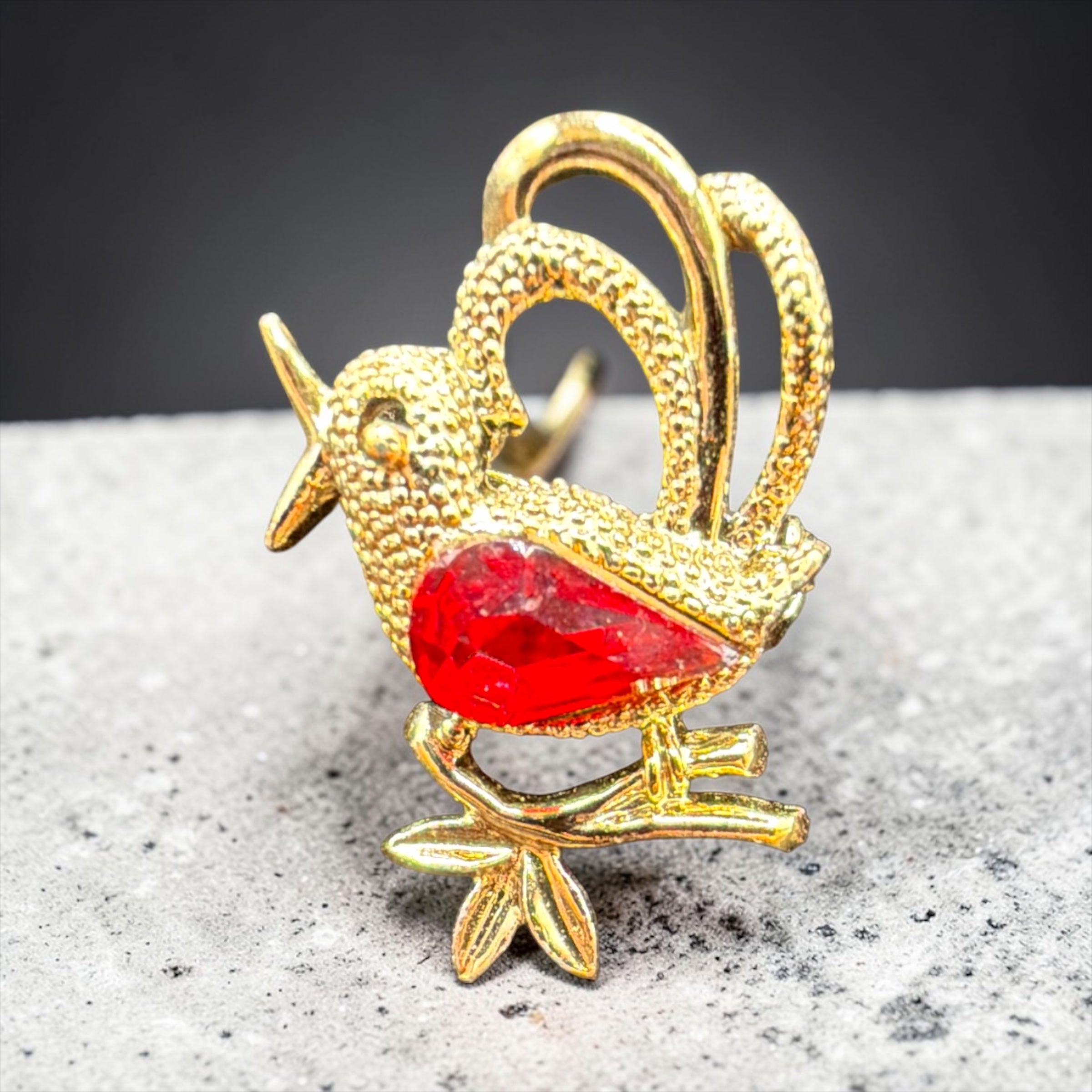 GERRYS RED BELLIED BIRD BROOCH